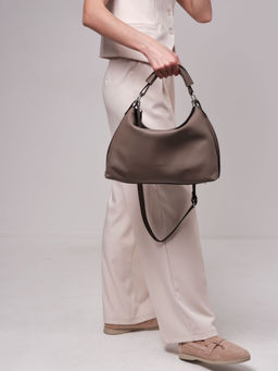 Сумка кожаная на плечо 30900 тауп