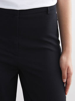 Standart Fit Geni? Pa?a Kad?n Pantolon