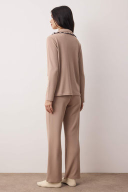 Bej Pamuklu F?rf?rl? Nak?sl? Fitilli Orme Pijama Tak?m? THMAW26PT00224 - Trendyolmilla фото 4