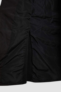 Водоотталкивающий надувной жилет с капюшоном DeFactoFit для спортсменов узкого кроя  фото 9