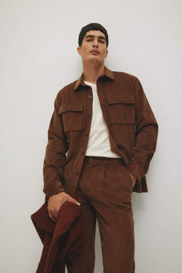 Вельветовая куртка-рубашка стандартного кроя с воротником-поло и длинными рукавами