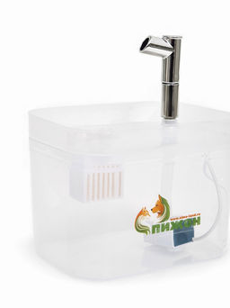 Фонтан для кошек и собак «Пижон», 1.5 л, 16.5×13×12 см, евророзетка, прозрачный