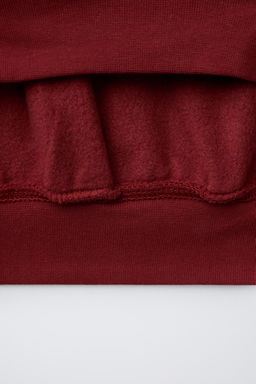 BASIC ZIP-UP SWEATSHIRT