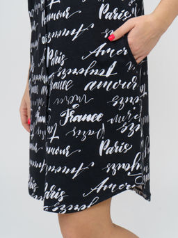 433 Халат "Буквы на черном"