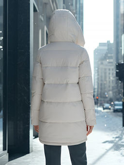 Куртка зимняя женская с капюшоном модная бежевого цвета 3193B - Visdeer фото 23