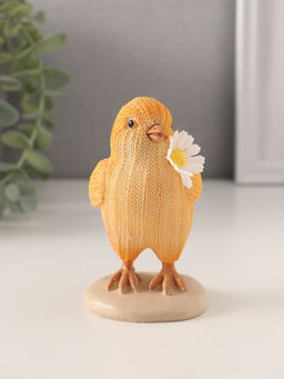 Фигурка полистоун Вязаный цыплёнок с ромашкой в клюве, 5.5?5.5?10 см