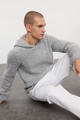 Gri Regular Kapusonlu Dokulu Triko Kazak TMNAW25KZ00047