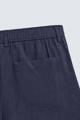 BERMUDA FLUIDA SOFT PLIEGUES / Marino