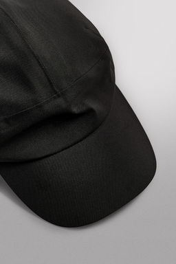 GORRA T?CNICA SHELL / Negro - Zara фото 6