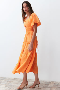 Turuncu Belden Ac?lan Gipe ve S?rt Detayl? Kare Yaka Maxi Dokuma Elbise TWOSS24EL00431