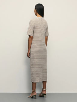 Платье с V-образным вырезом / Zarina  фото 5