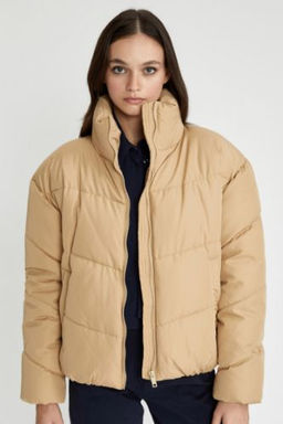 Su Itici Sisme Mont Oversize Genis Kal?p Dik Yaka Fermuarl? Cepli Kapitoneli