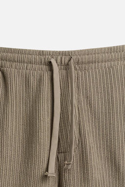 IRREGULAR TEXTURED BERMUDA SHORTS - Zara фото 16