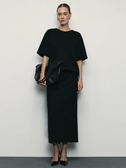 Юбки миди из фактурной ткани / Zarina