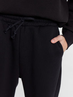 Брюки для мальчиков черные с принтом - Mark formelle фото 4