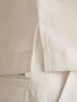 Топ c вырезом лодочка из плотного лиоцелла - Vilatte фото 2