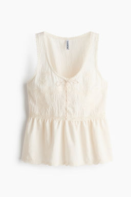 Top con lazada y peplum
