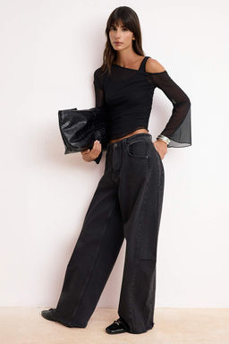 Siyah Fitted/Vucuda Oturan Asimetrik Yaka Cift Gorunumlu Buzgulu Tul Orme Bluz TWOSS26BZ00071