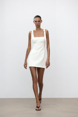 FITTED SHORT DRESS WITH BOWS