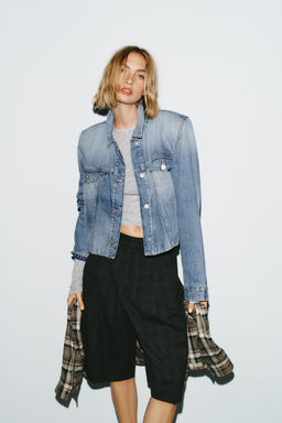 LONG CHECK BERMUDA SHORTS WITH PLEATS - Zara фото 6