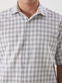 Regular Fit K?sa Kollu Ekose Erkek G?mlek