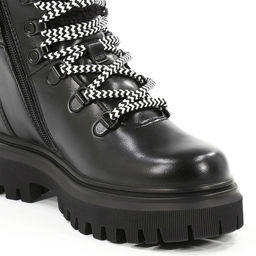 Ботинки девичьи