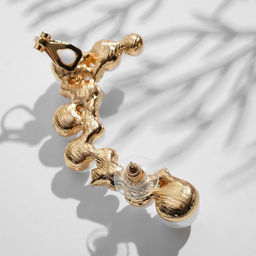 Серьга Кафф жемчужное сокровище, цвет белый в золоте - Queen fair фото 3