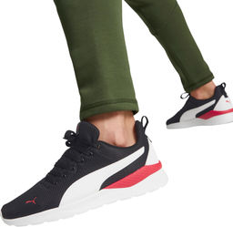 Кроссовки взрослые