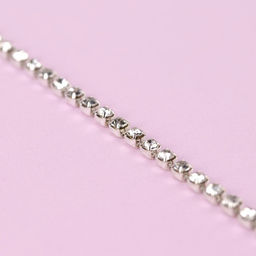 Цепь со стразами, металл, стекло, 2 мм, 9±1 м, цвет серебряный