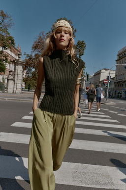 30% WOOL RIB TOP