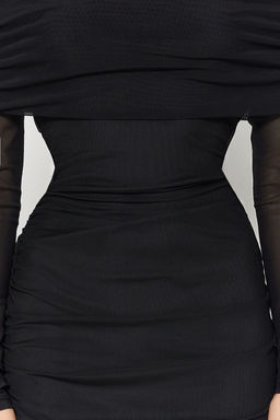 TRENDYOLMILLA Siyah Tul Buzgu/Drape Detayl? Vucuda Oturan Carmen Yaka Midi Orme Kalem Esnek Elbise TWOAW24EL00146 фото 4