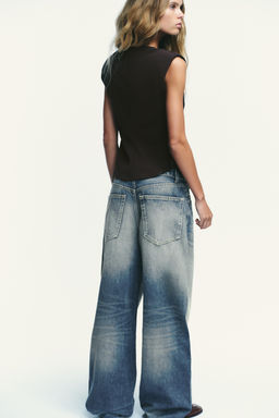 CREPE PEPLUM TOP WITH SHOULDER PADS - Zara фото 4