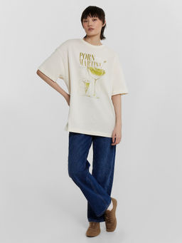 Футболка женская бежевая с принтом Martini - Mark formelle фото 3