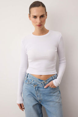 Siyah-Beyaz 2li Paket Fitted/Vucuda Oturan Bisiklet Yaka Crop Fitilli Esnek Orme Bluz TWOAW22BZ0331