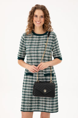 Женская черная сумка на плечо с ремешком-цепочкой Неожиданная скидка в корзине