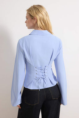 Ac?k Mavi Korse Detayl? Bele Oturan Gomlek TWOAW26GO00055