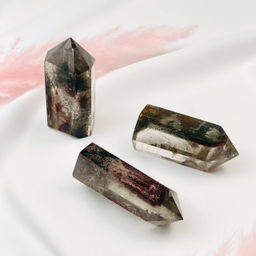 Кристалл из Лодолита