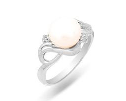 Кольцо из серебра жемчуг, К1533р