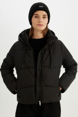 Su Itici Puffer Sisme Mont Oversize Genis Kal?p Kapusonlu Is? Yal?t?ml? Ruzgar Gecirmez