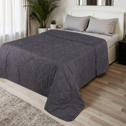 Покрывало евро макси LoveLife Striped, 240×210±5 см, новосатин