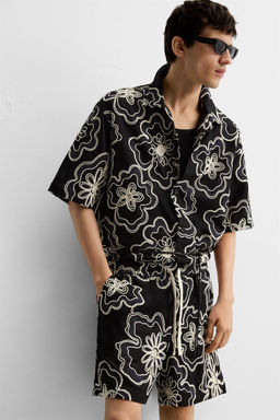 EMBOSSED EMBROIDERED BERMUDA SHORTS - Zara фото 5