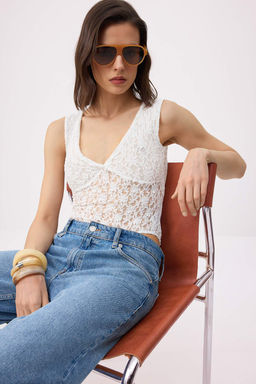 Ekru Vucuda Oturan V Yaka Kolsuz C?tc?tl? Dantel Orme Body TWOSS26BD00022 - Trendyolmilla фото 2