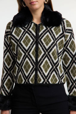 TRENDYOLMILLA Bej C?kart?labilir Suni Kurklu Simli Triko H?rka TWOAW24HI00043 фото 4