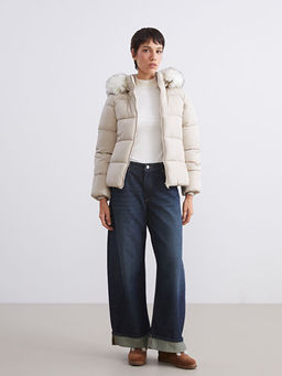 Kad?n Kap??onlu D?z ?i?me Mont