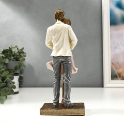 Фигура полистоун Влюблённая пара с сердцем - объятия, 25.5?8.5?11 см