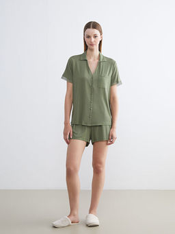 G?mlek Yaka Kad?n ?ortlu Pijama Tak?m?