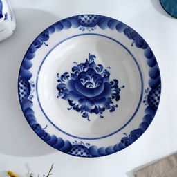 Тарелка глубокая фарфоровая «Цветы», d=20 см, h=4 см, гжель