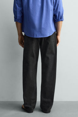 JEANS STRAIGHT FIT / Negro