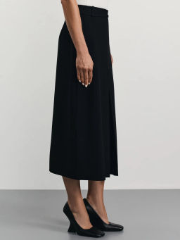 Юбка длины миди с декоративным разрезом спереди / Zarina фото 4