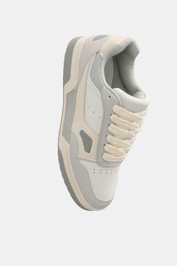 SKATE TRAINERS